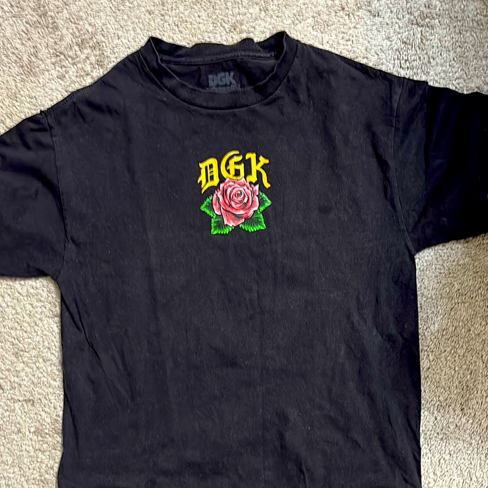 DGK Black and Yellow Short Sleeve Tee with Rose Design